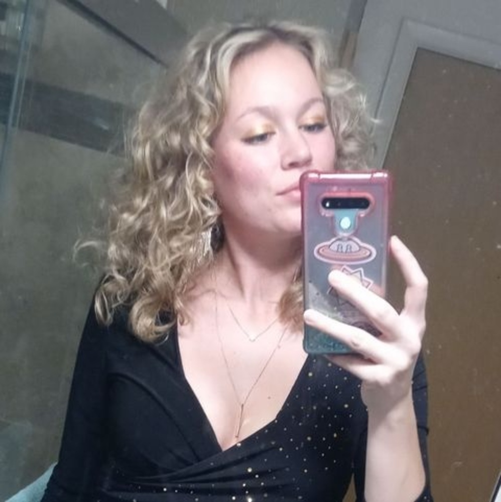 Meet your Posher, Alysse